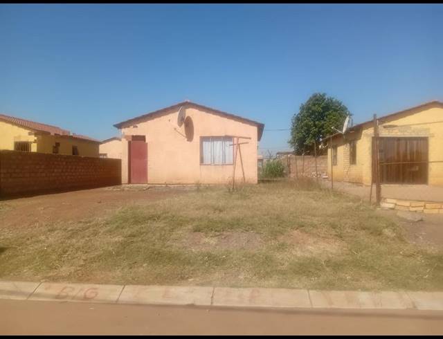 2 BEDROOM HOUSE FOR SALE IN SOSHANGUVE SOUTH